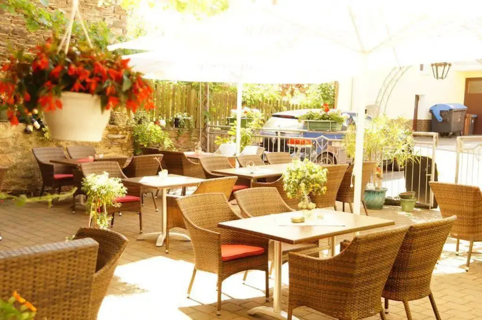 Winzerhotel - Restaurant zum Moselstrand