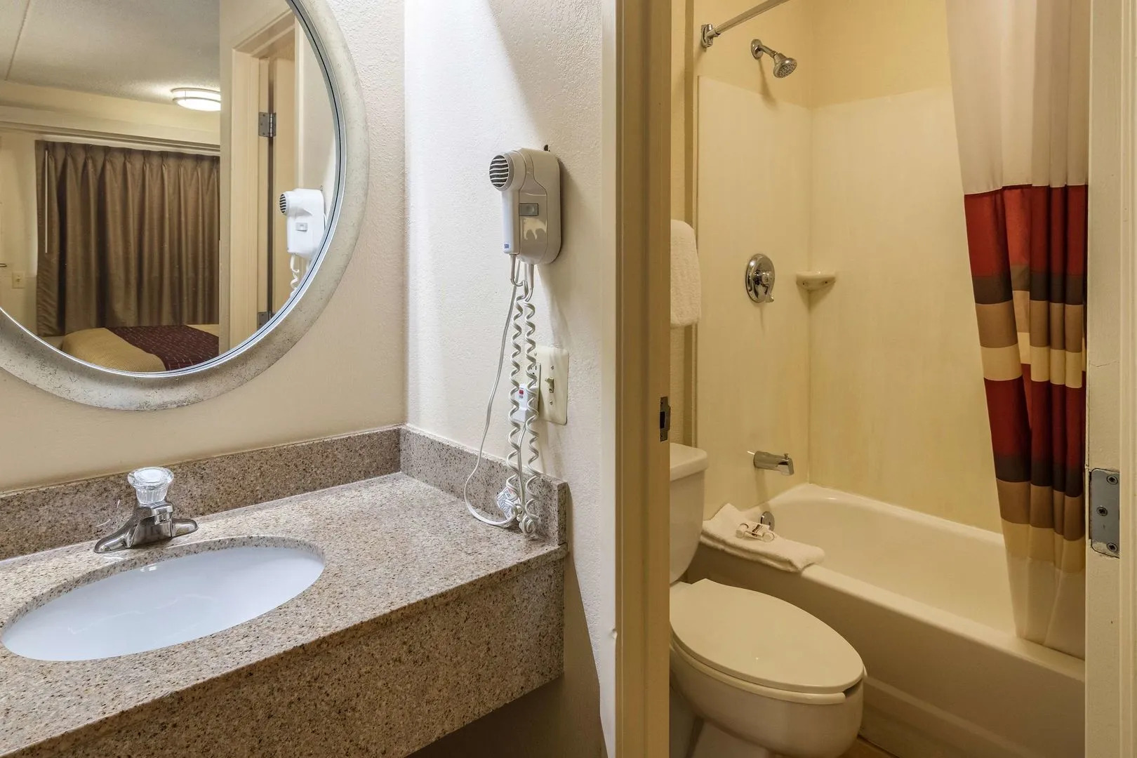 Red Oak Inn Detroit Metro Airport - Belleville