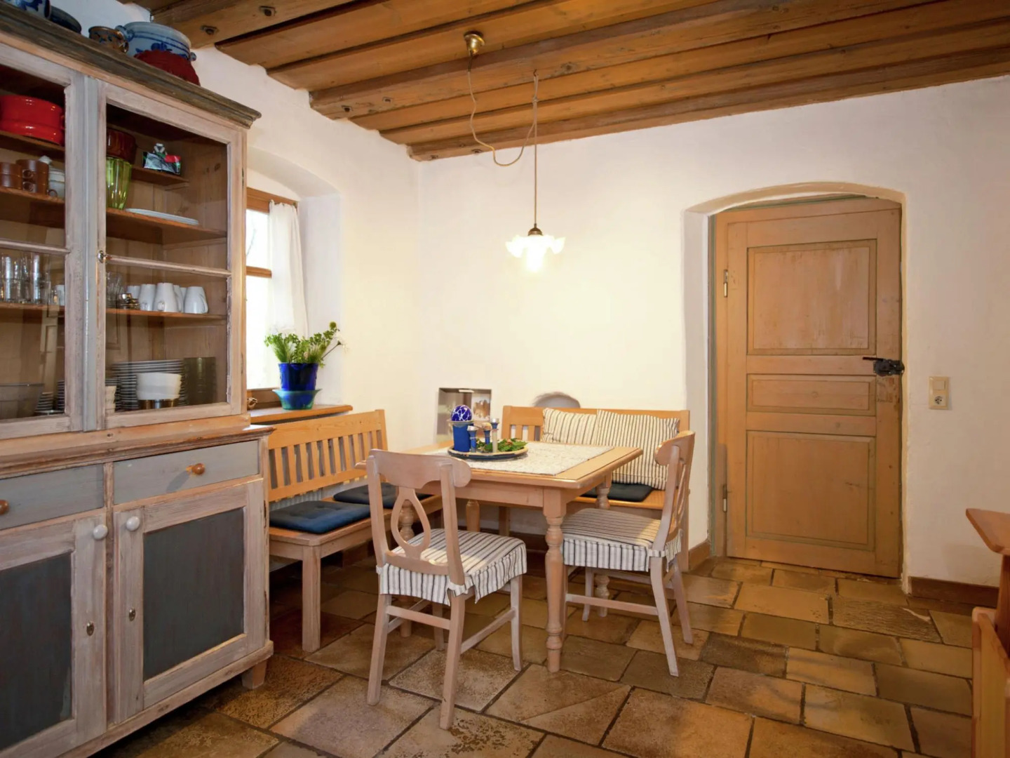 Gemutliches Ferienhaus mit Gartenlaube Amwaldrand