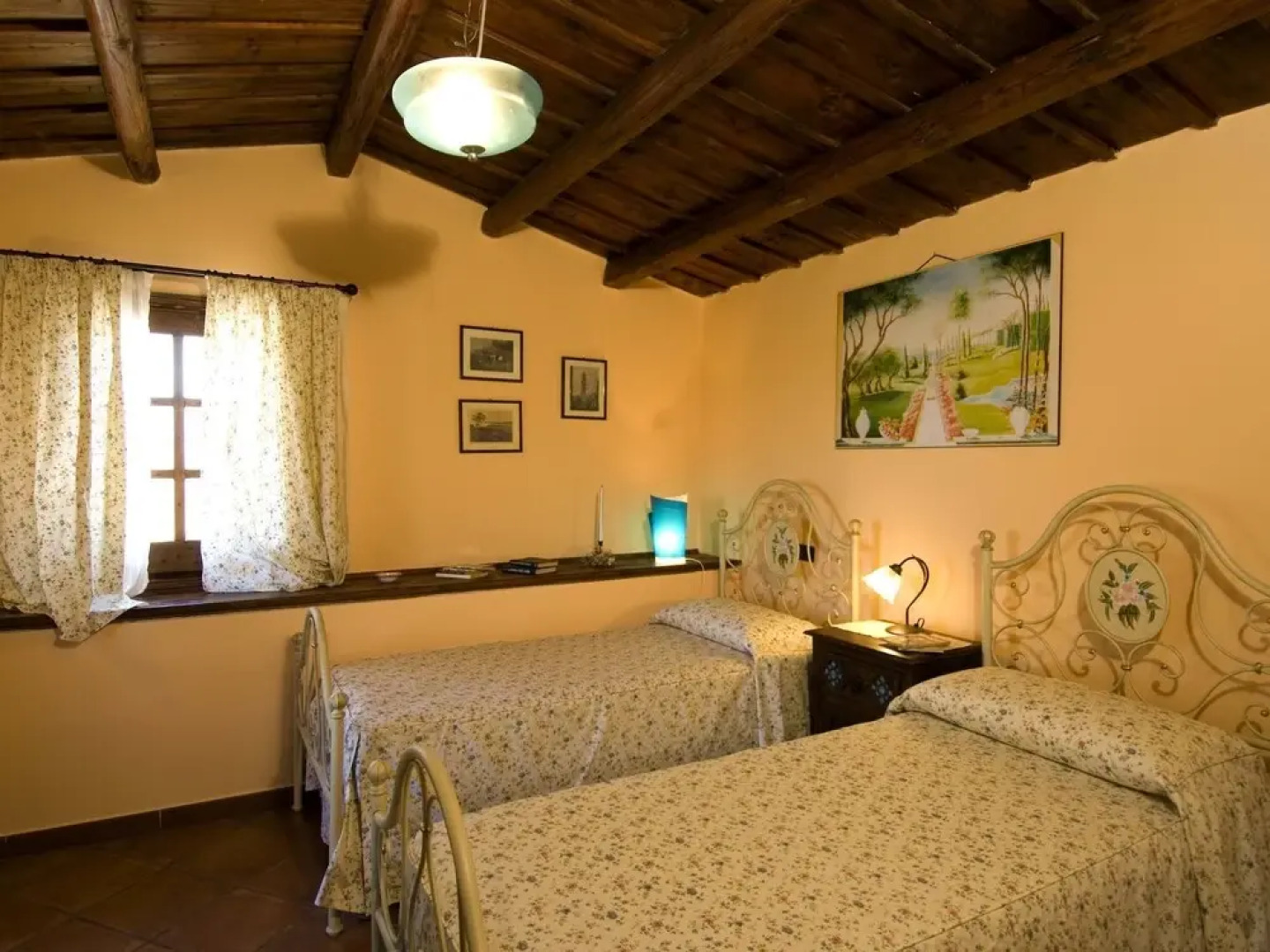 Luxurious Holiday Home in Collesano With Pool