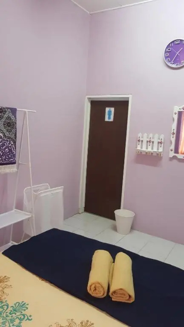 Cottage Muslim Homestay ByWawaSha