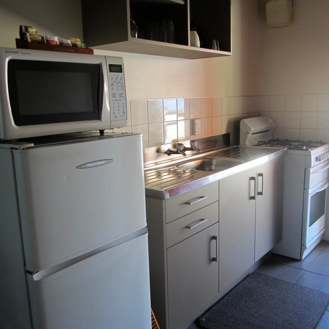 The Hobbit Motorlodge