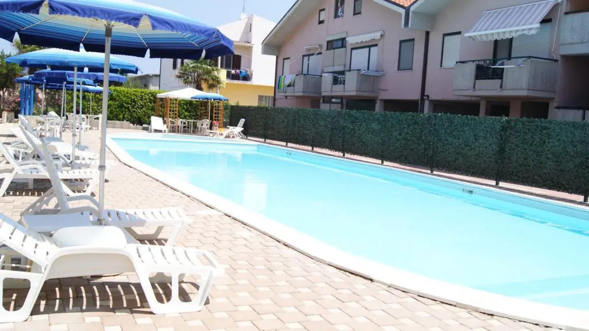 Polena Residence Hotel