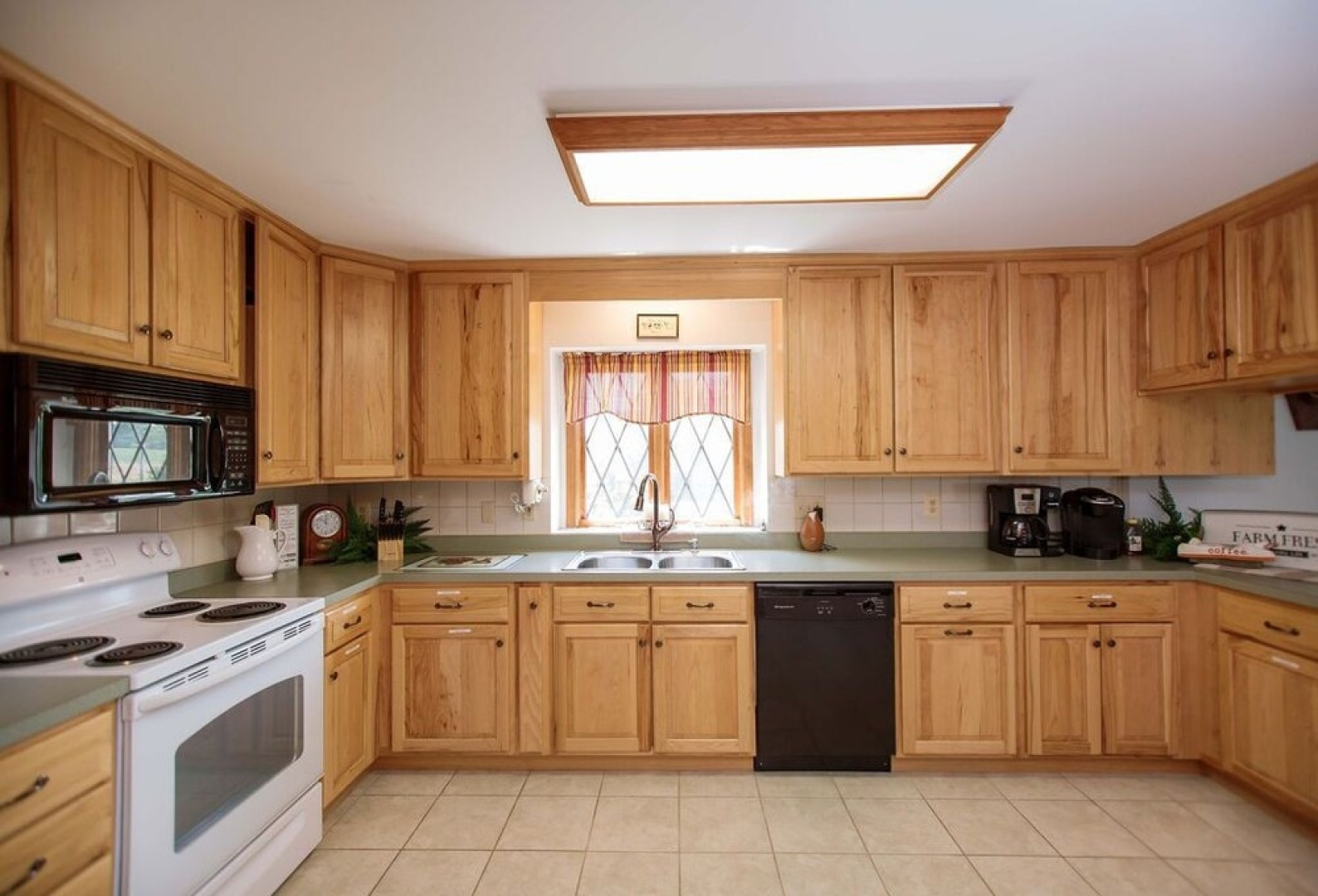 Deerfield Retreat on 50-acres Super Secluded S