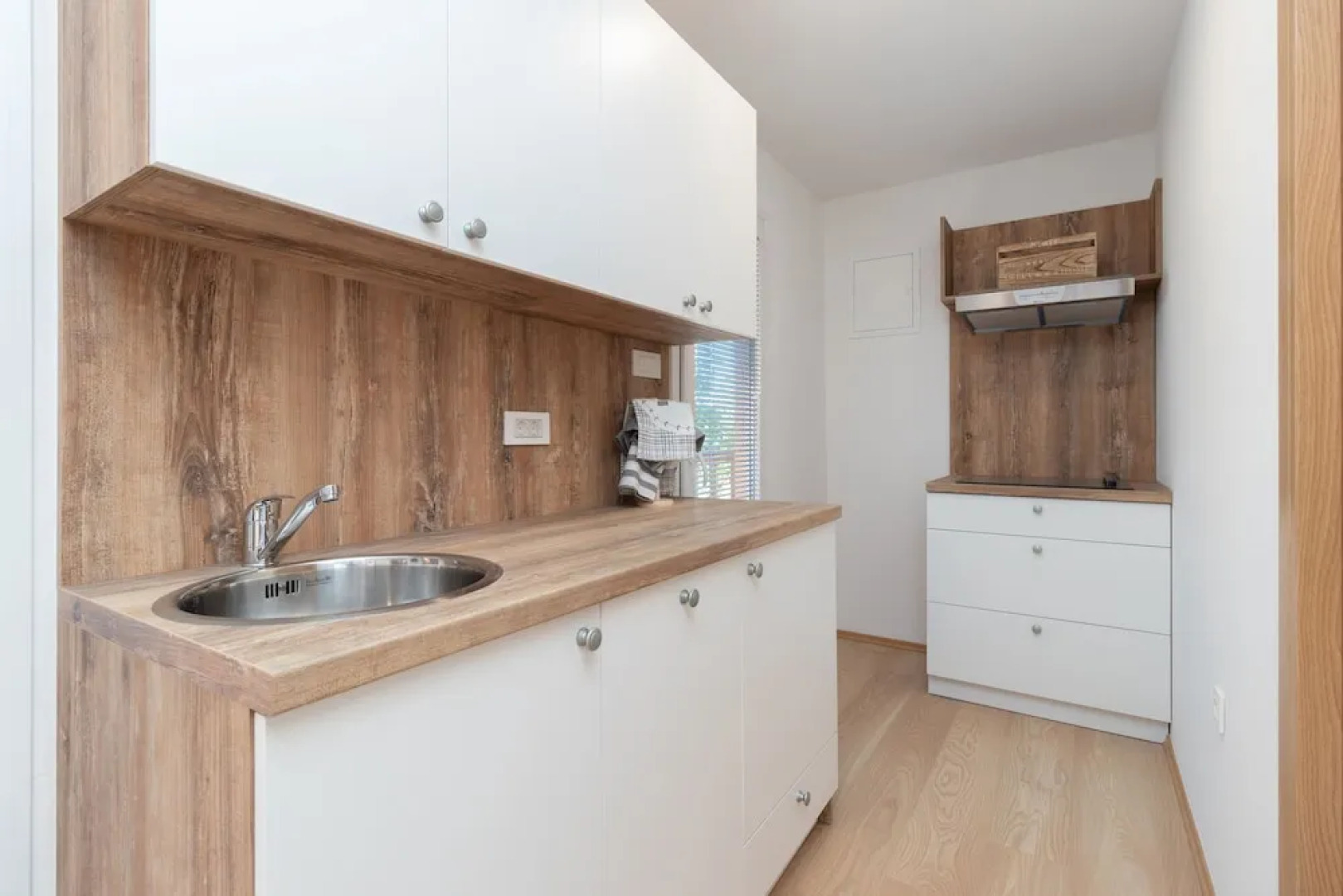 Mobile Home Sea Lion