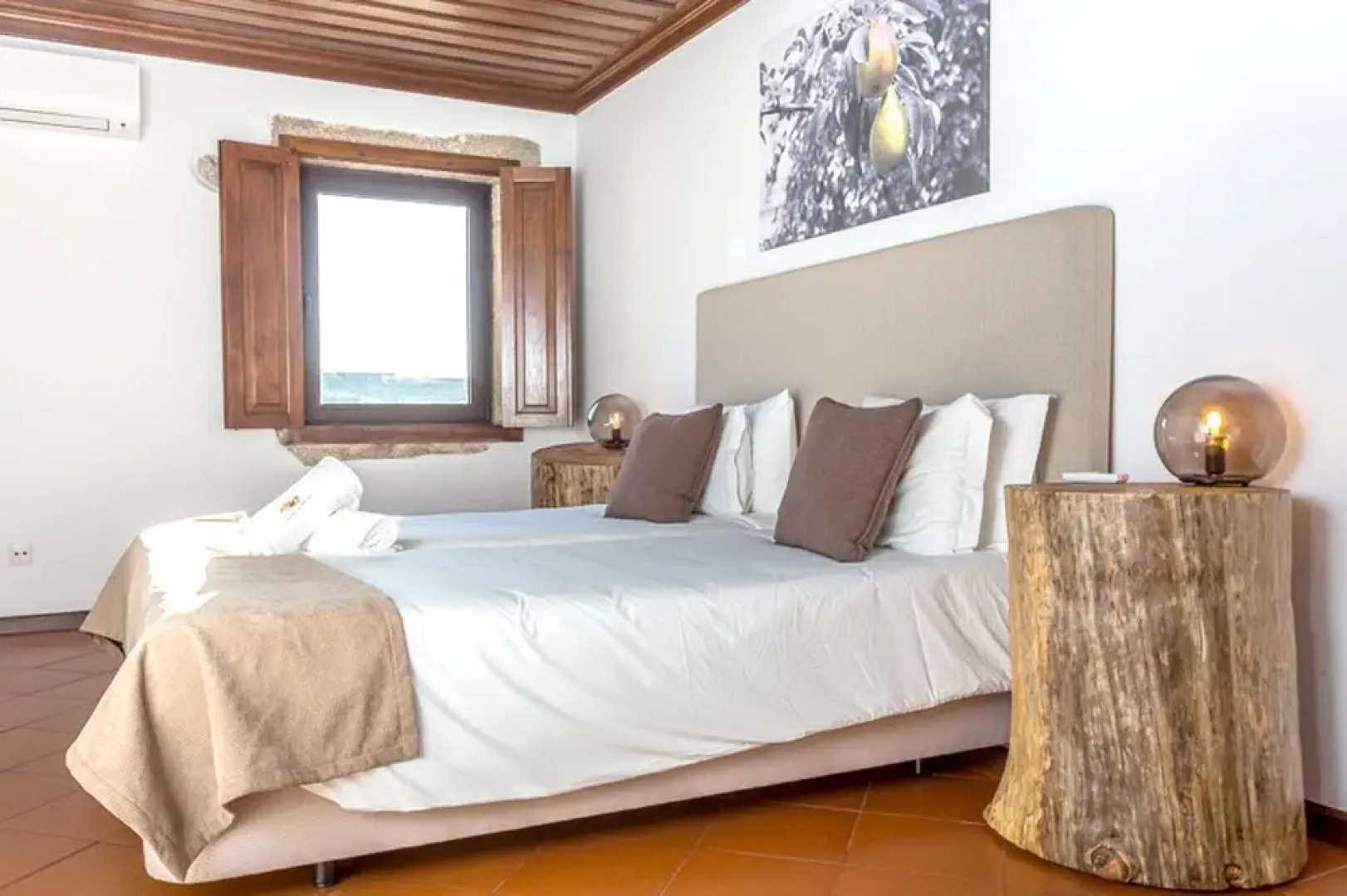 Apartment With one Bedroom in Armamar, With Wonderful Mountain View, Shared Pool, Enclosed Garden