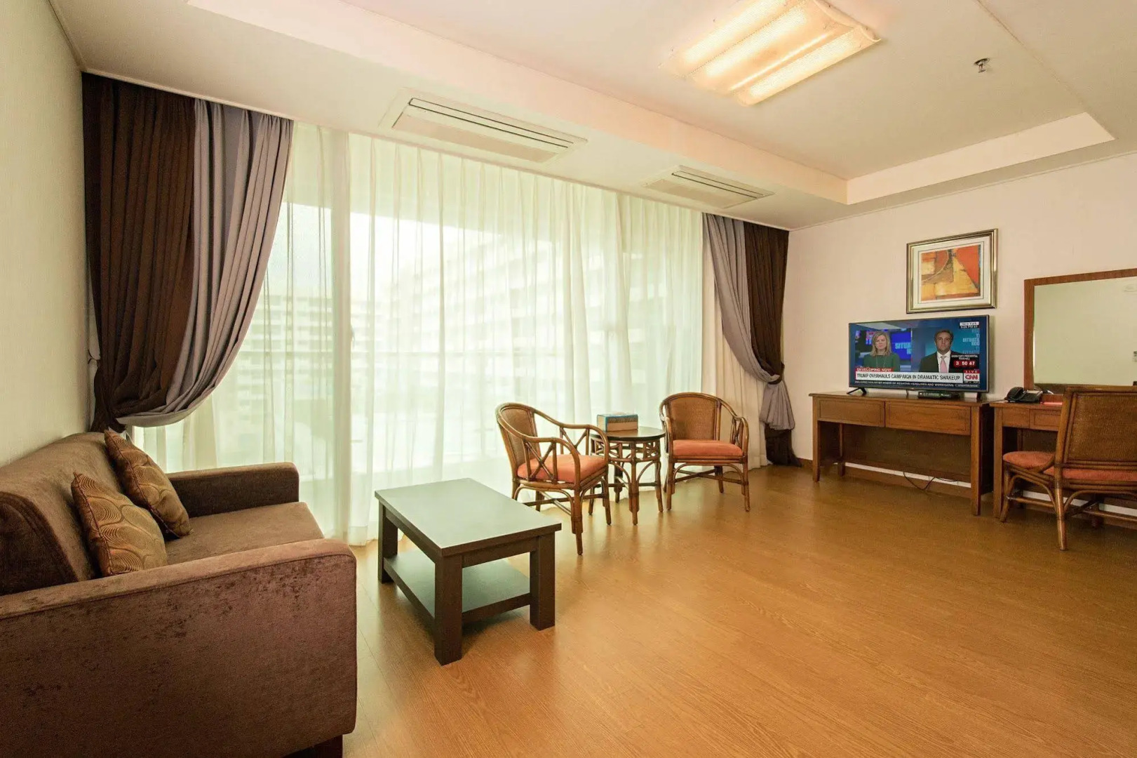 Xenia Hotel Clark - Multi Use Hotel