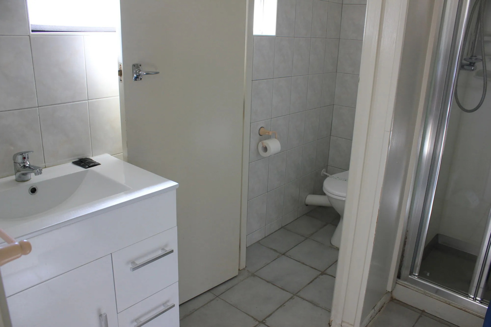 Jack & Di's Lakefront Motel