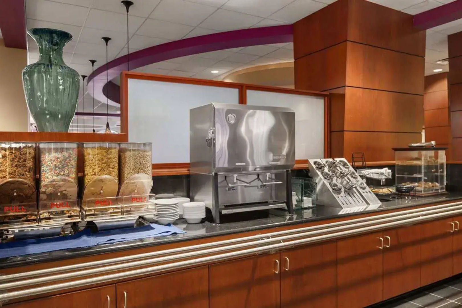 Embassy Suites by Hilton Cleveland Rockside