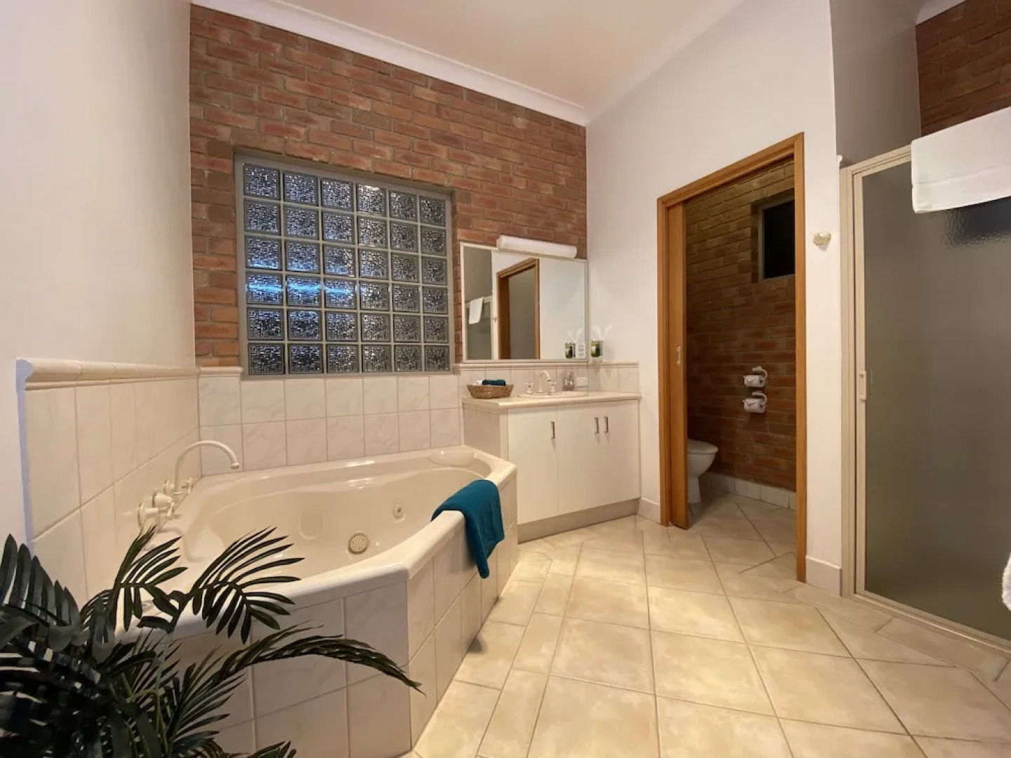 Best Western Coastal Waters Motor Inn