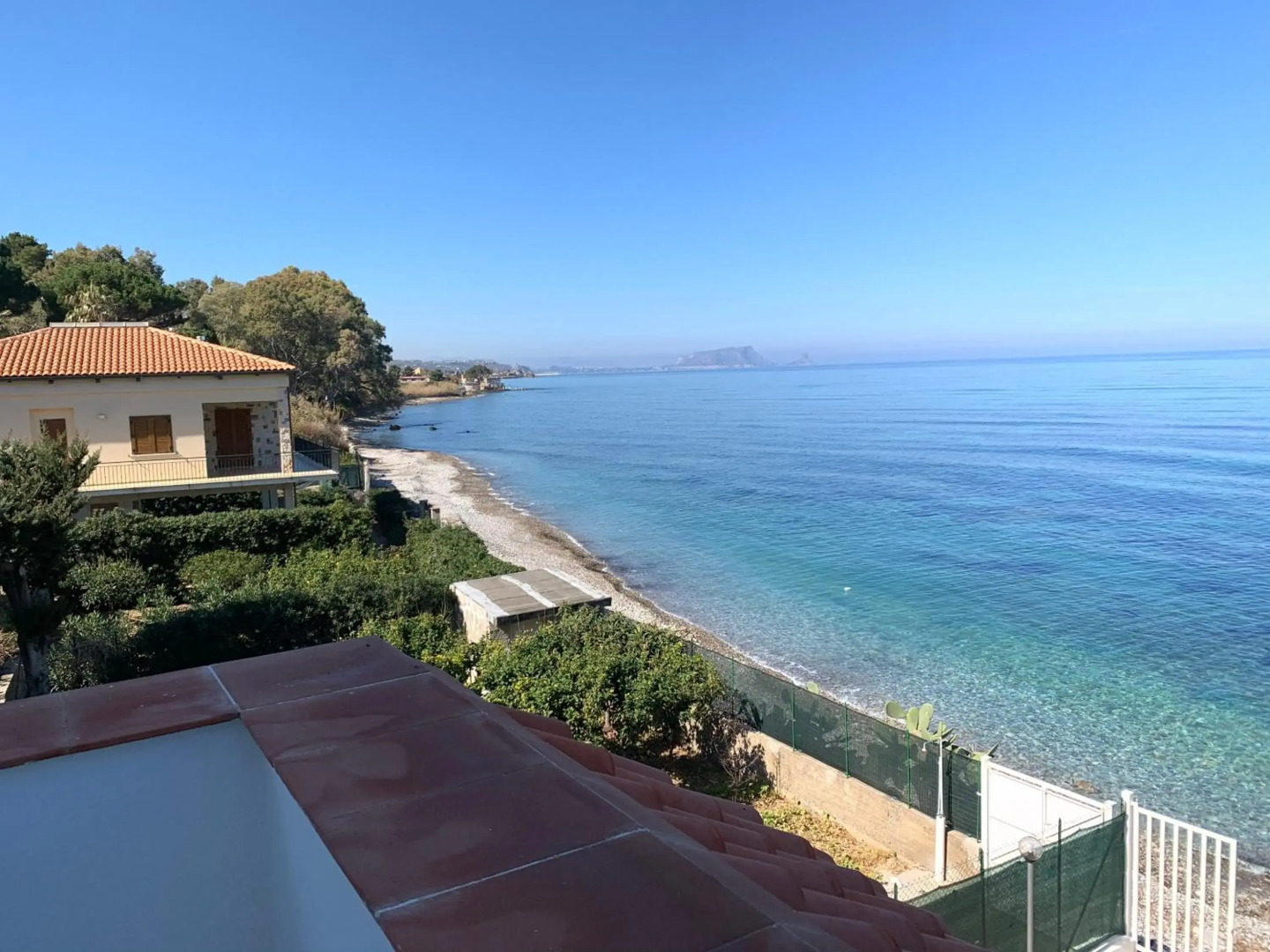 Sfondo Blu Villa sul mare