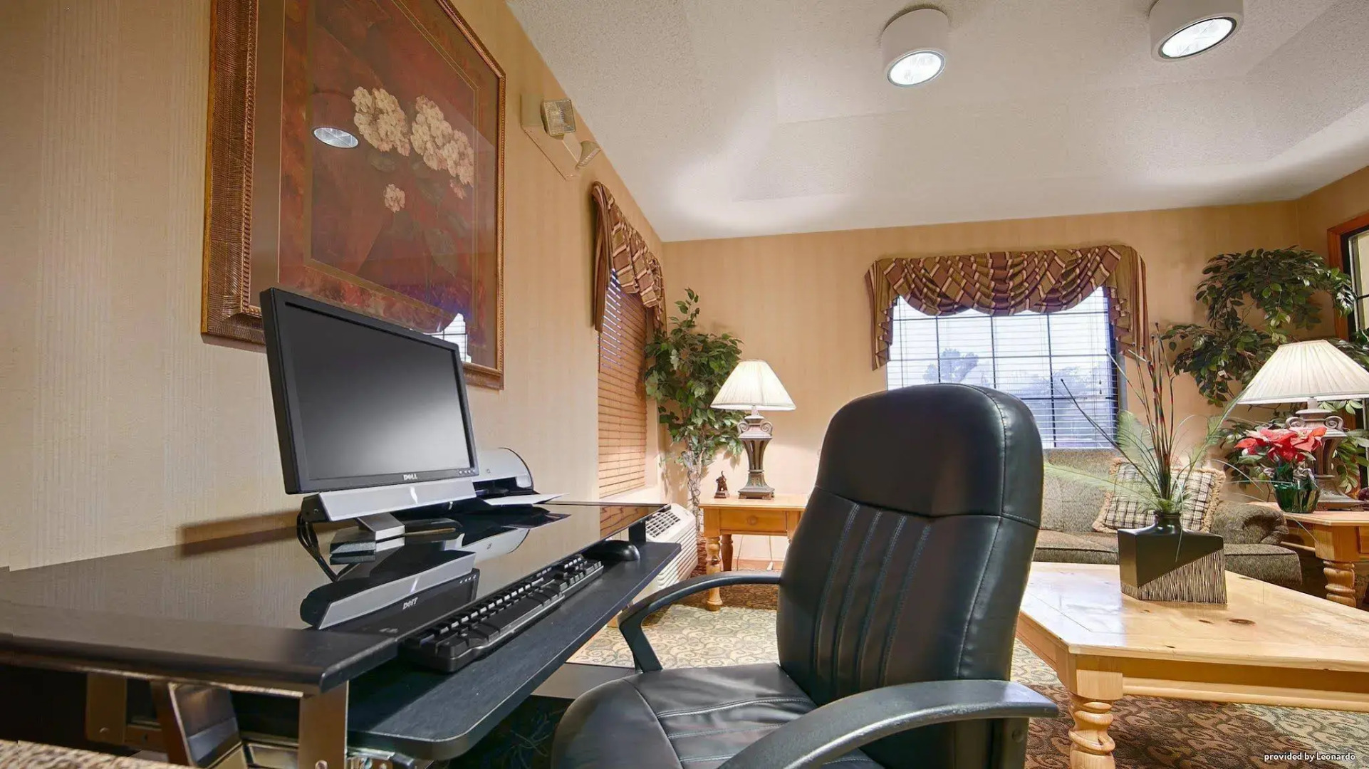 Peach State Inn & Suites