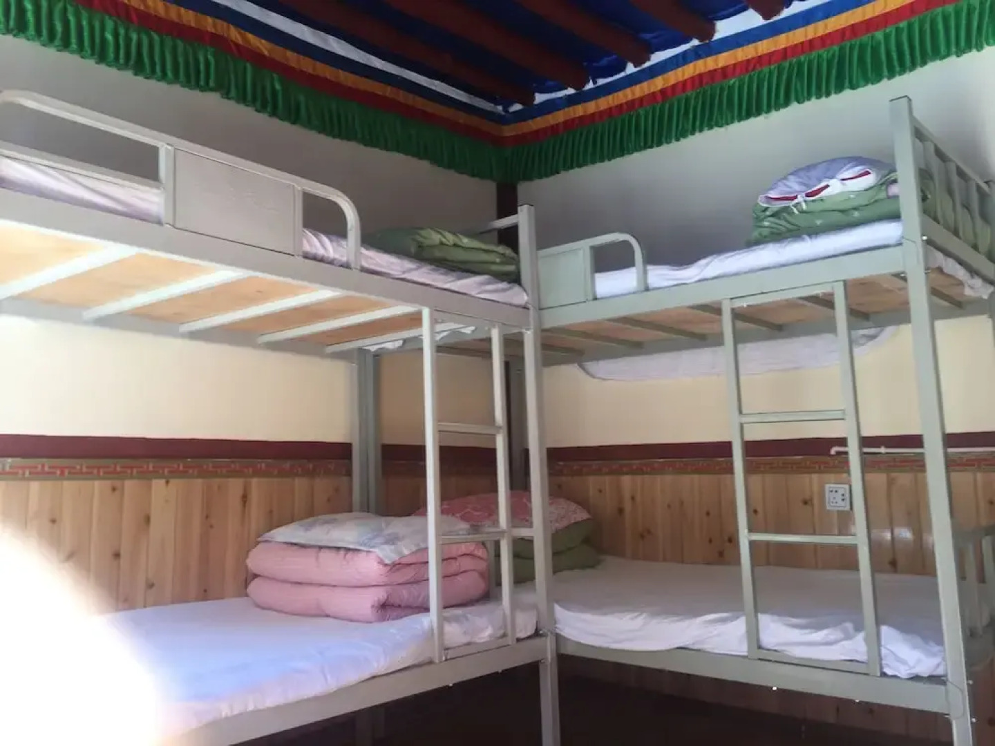 Yangkor Tibetan Homestay - Hostel