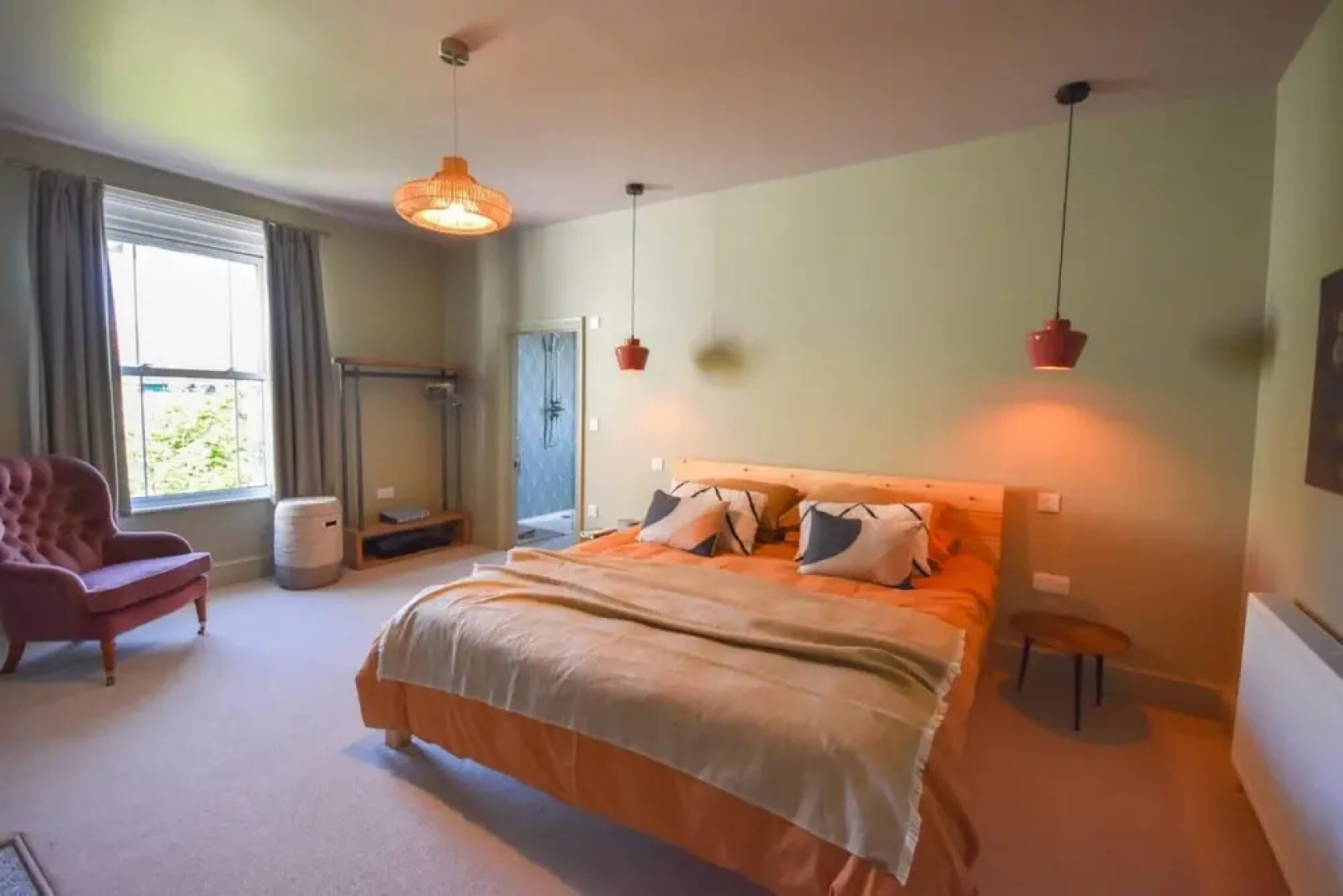 Blenheim House an Immaculate sea side home for 12 guests, plus swimming pool.