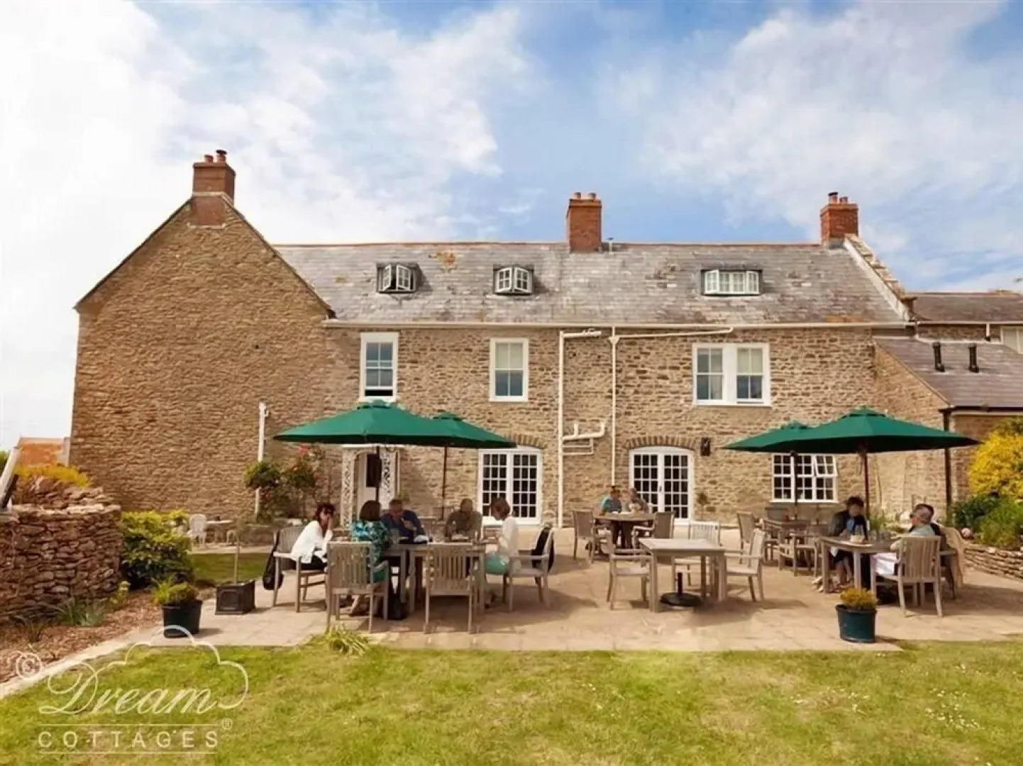 Whispering Pines Cottage, West Bexington