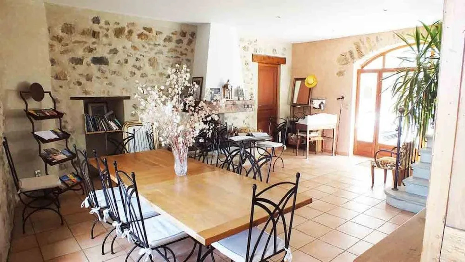 Écurie De Cucugnan. Chambres d'hotes