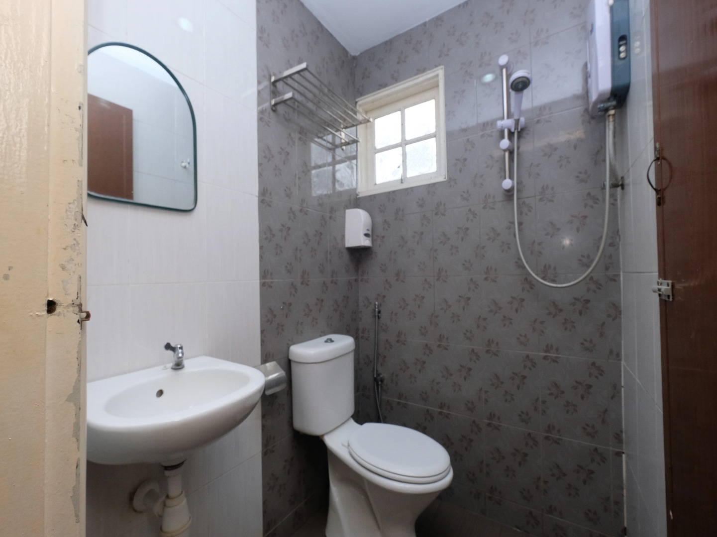 OYO 1153 Heaven Hill Hotel 1