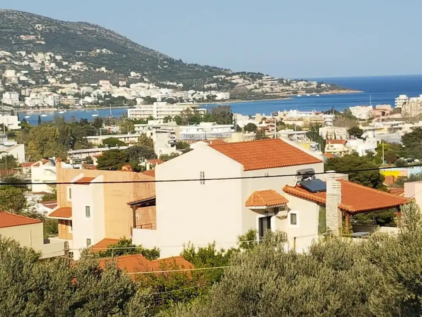 Spacious house with seaview