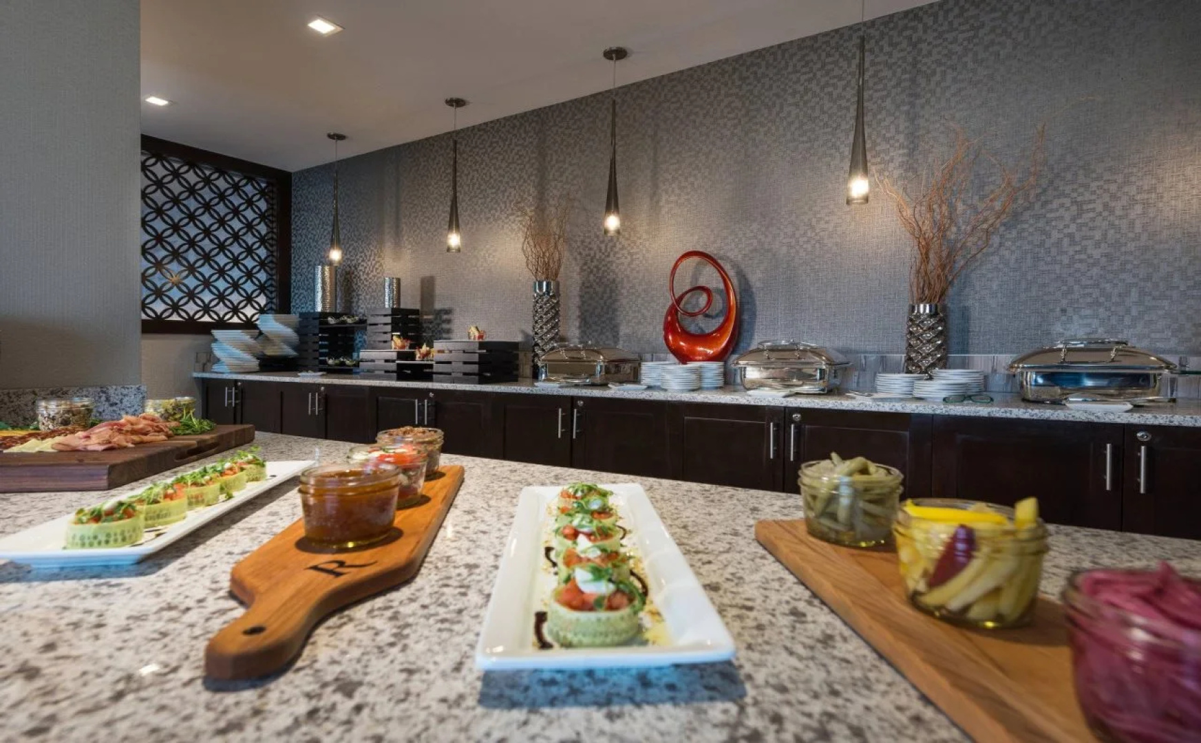 Renaissance by Marriott Boston Patriot Place Hotel