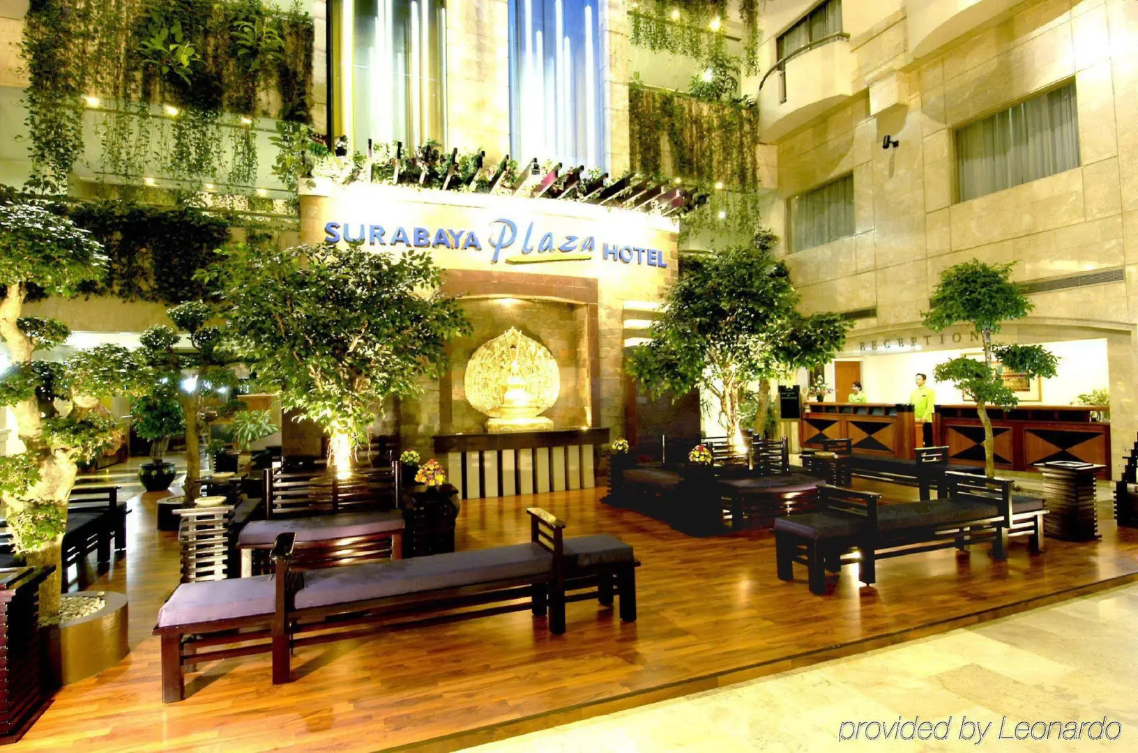 Surabaya Suites Hotel Powered by Archipelago