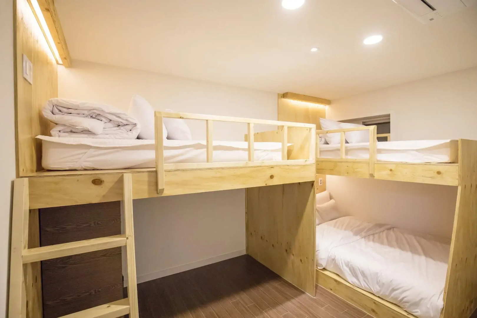 Step Inn Myeongdong 2 - Hostel