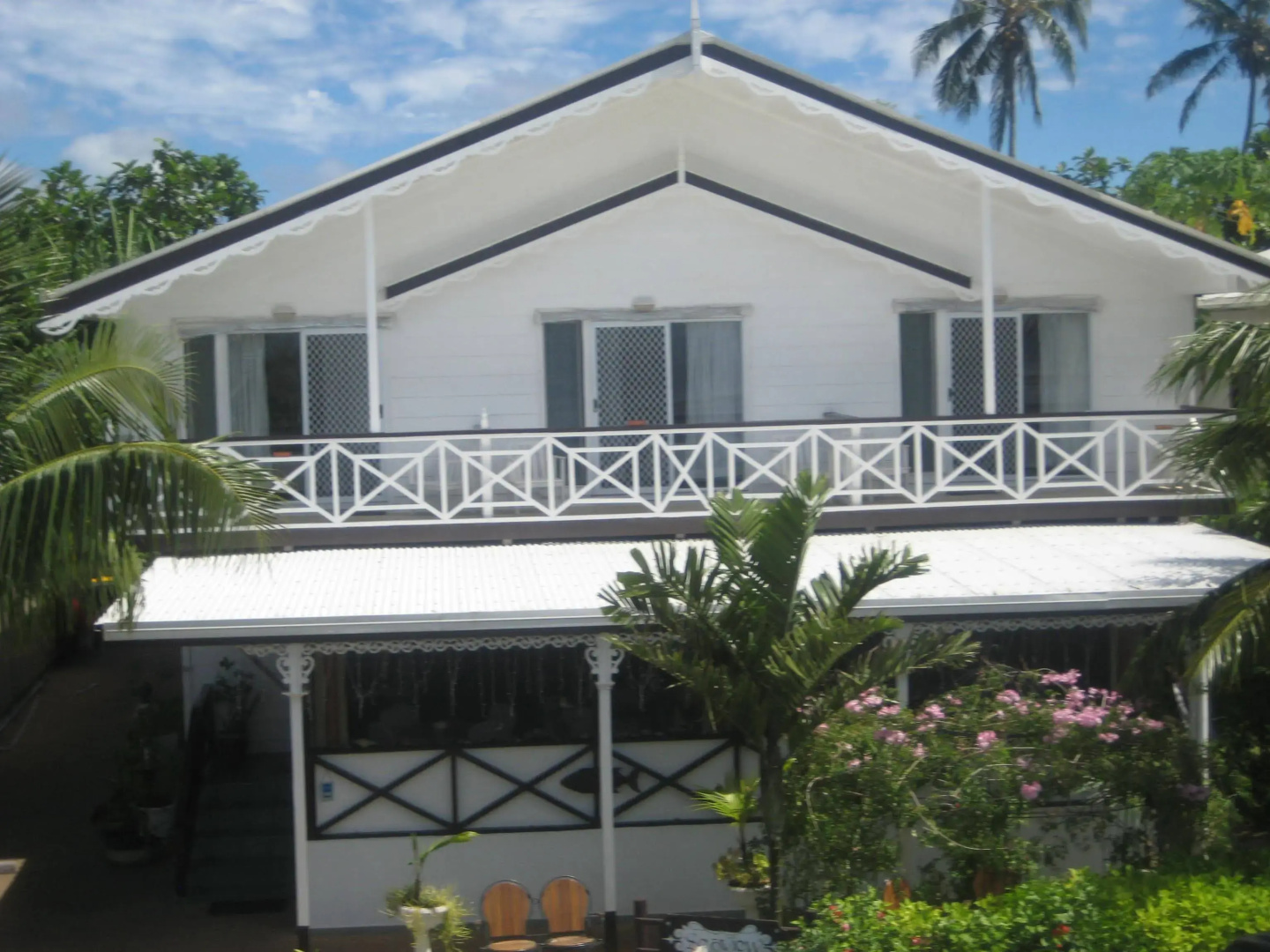 The Seaview Lodge