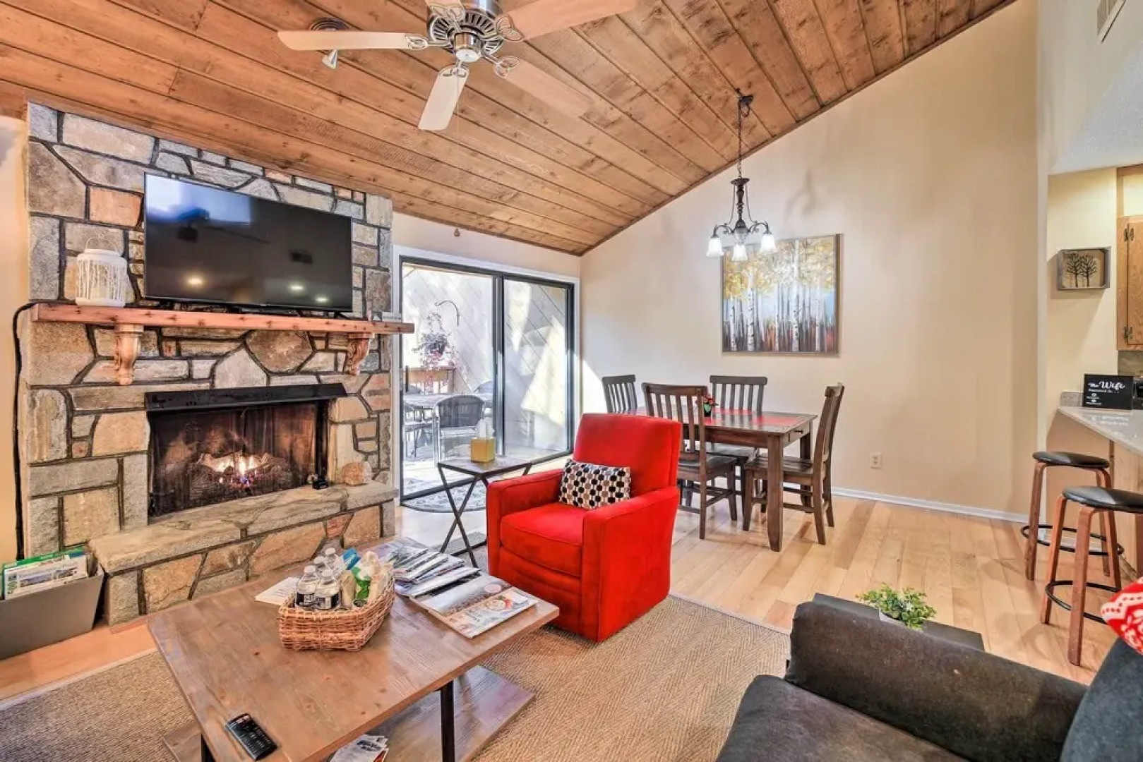 Sunny Sapphire Townhome w/ Resort Amenities!