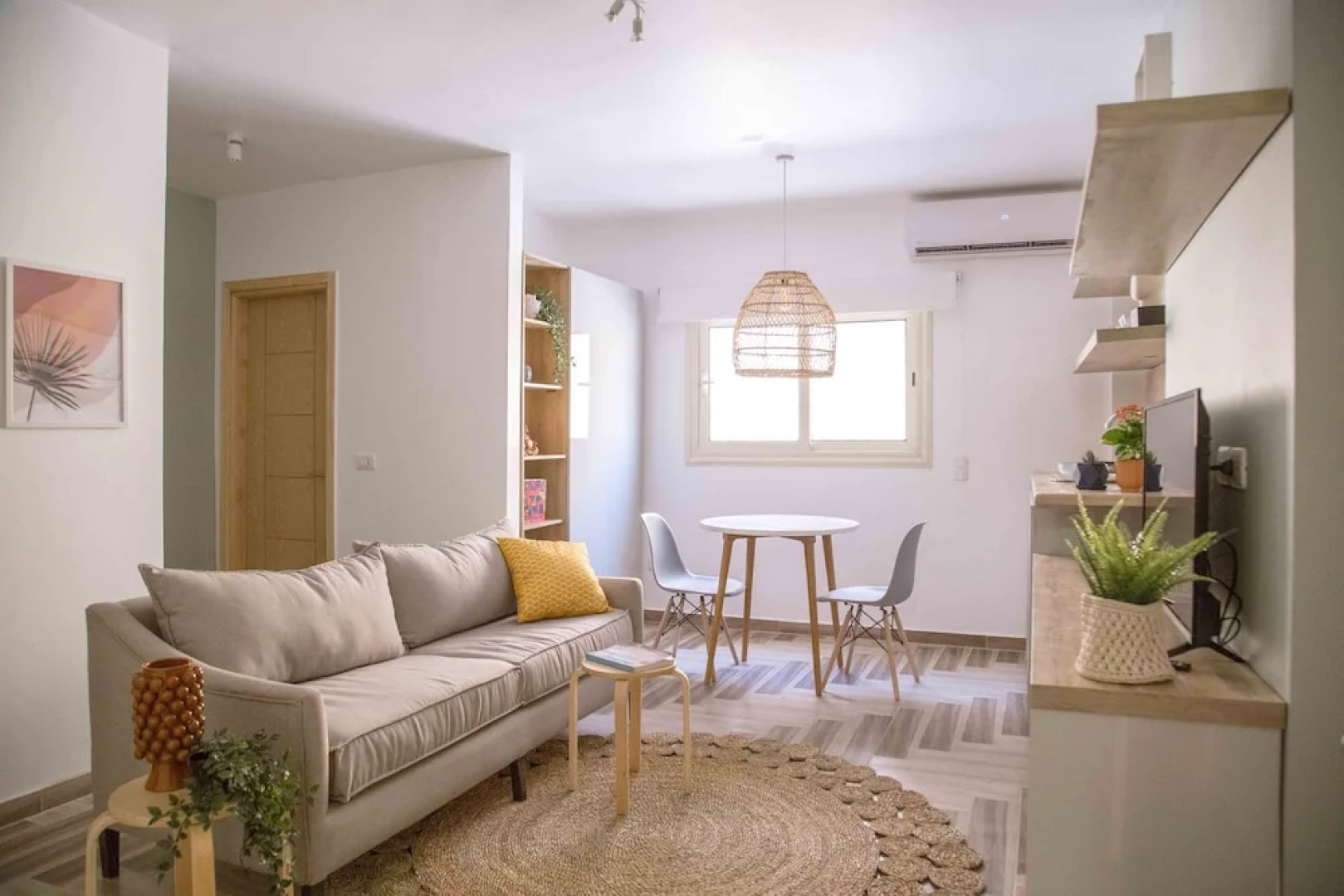 Bird Nest Near Arkan Plaza