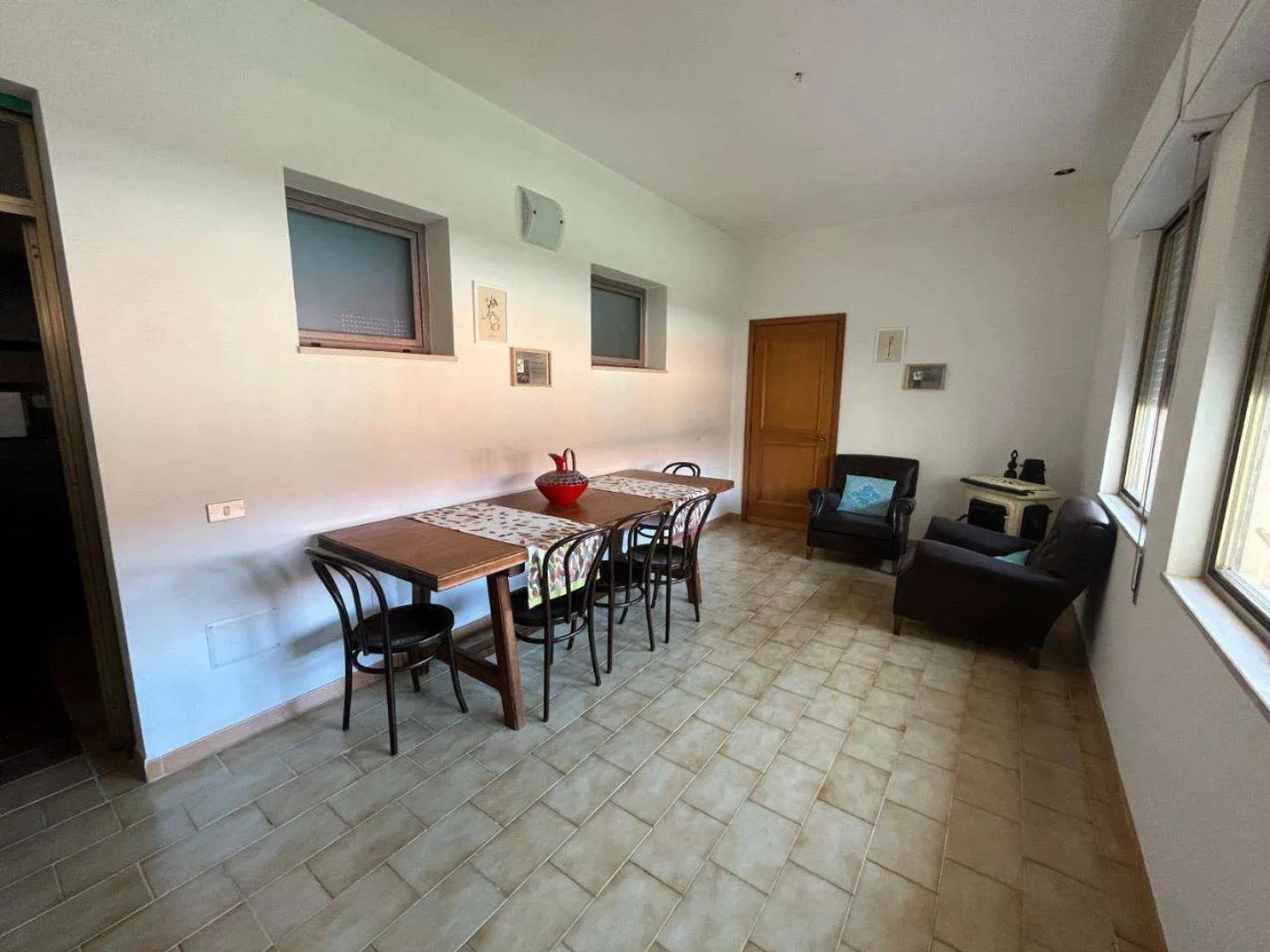 Baboe Affittacamere Iun F1037