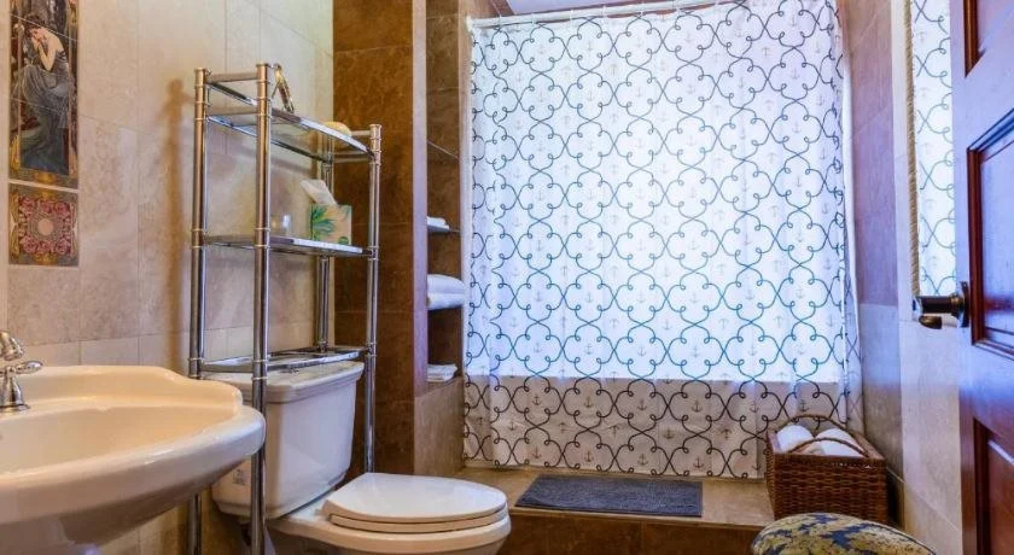 Mozart Guest House Seattle Bed and Breakfast