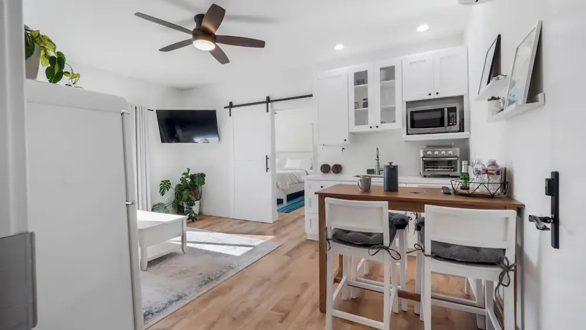 Rise Suites Oceanside