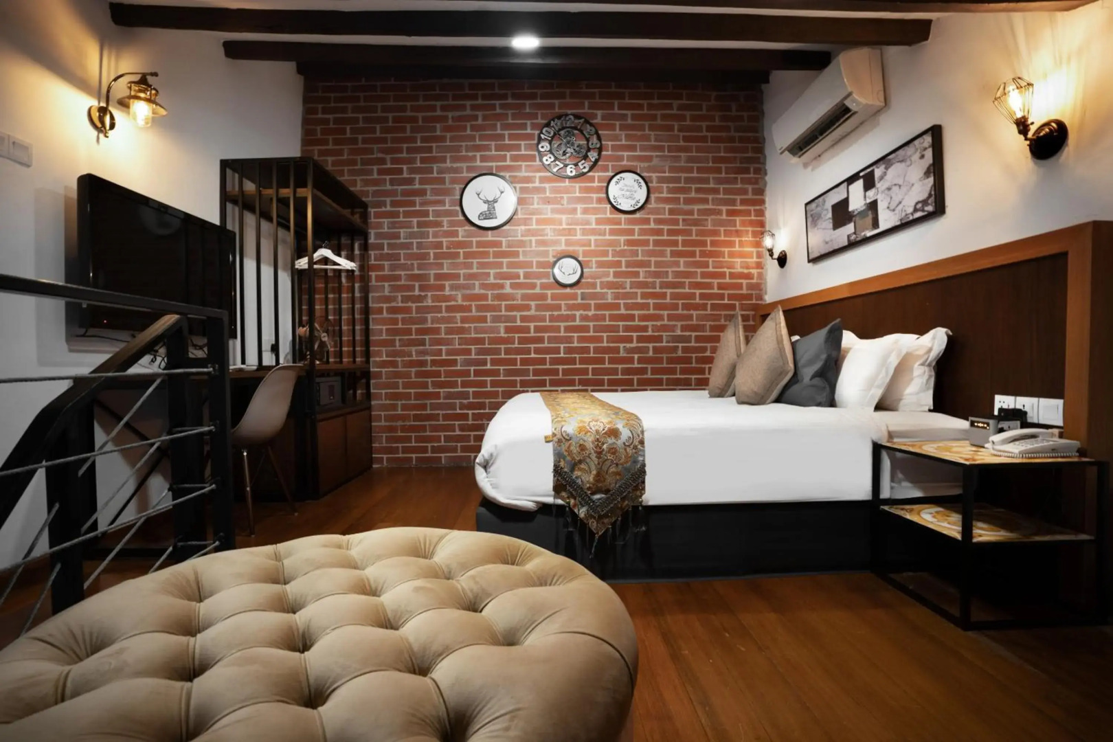 Reunion Heritage House