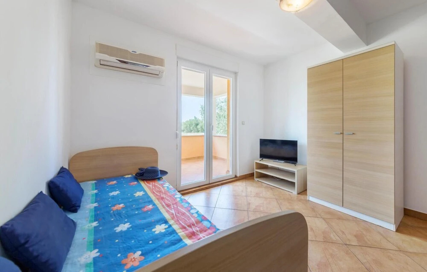 Stunning Apartment in Savudrija With 1 Bedrooms and Wifi