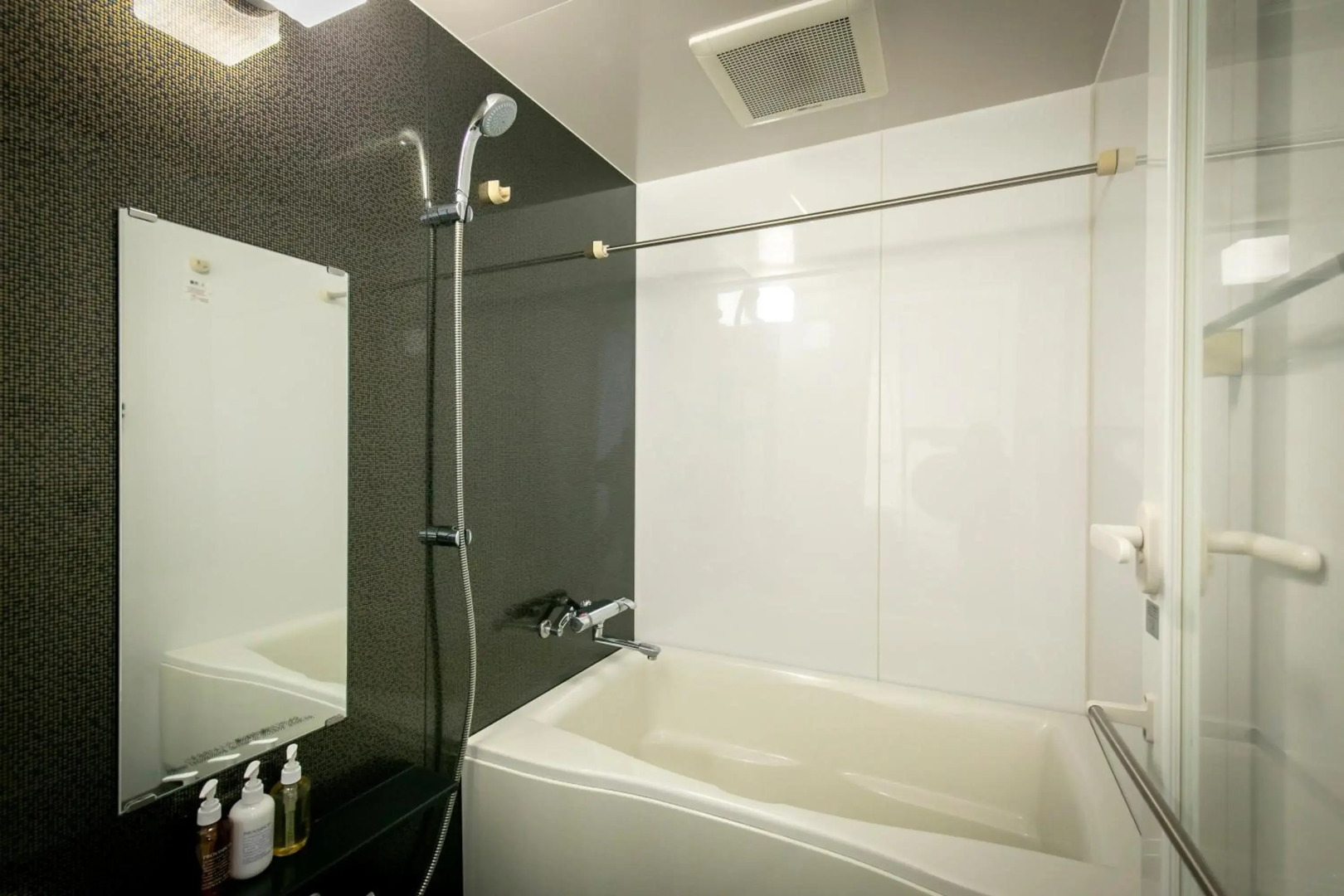 Residential Hotel B:CONTE Asakusa