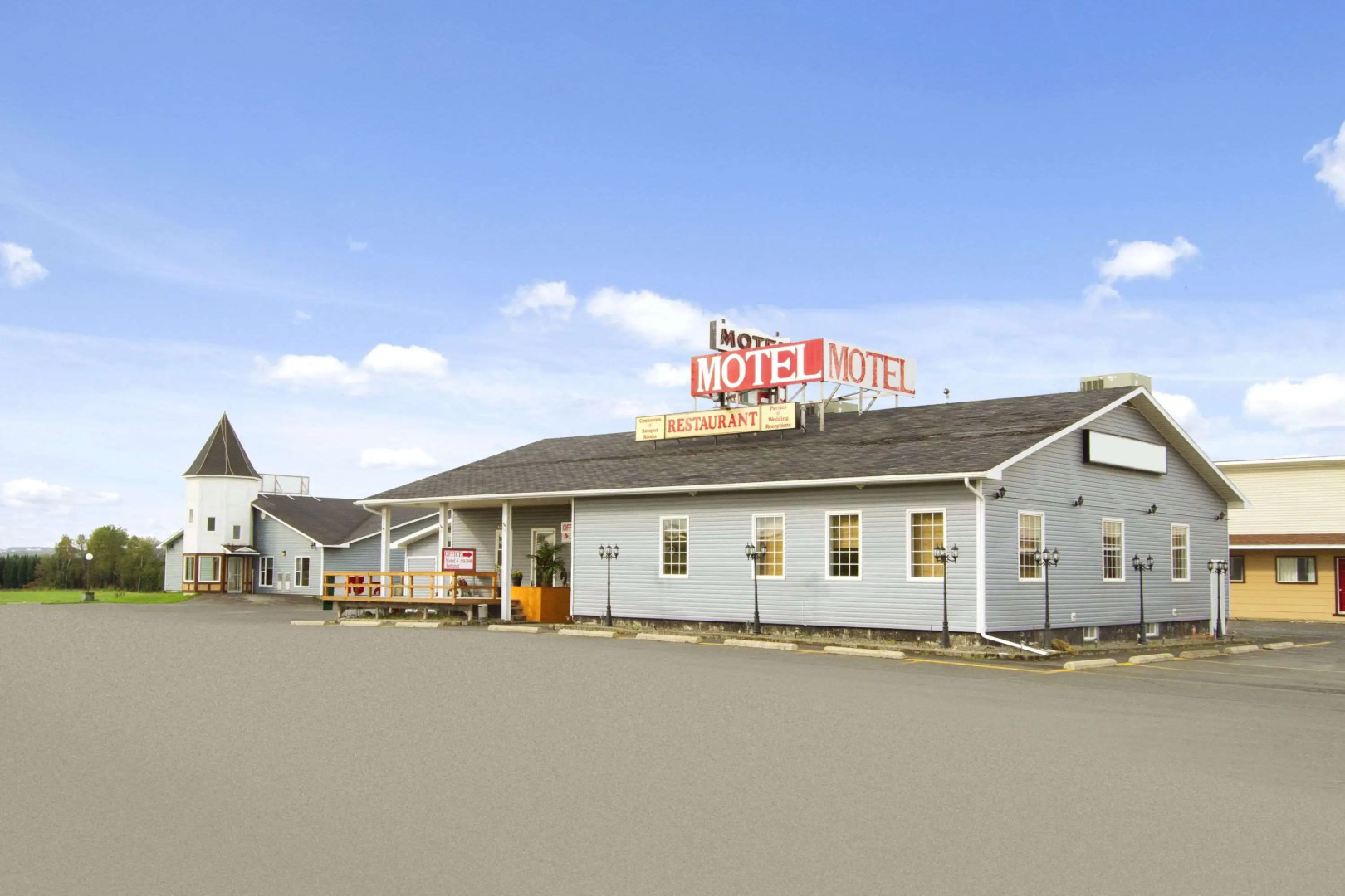 Knights Inn Woodstock