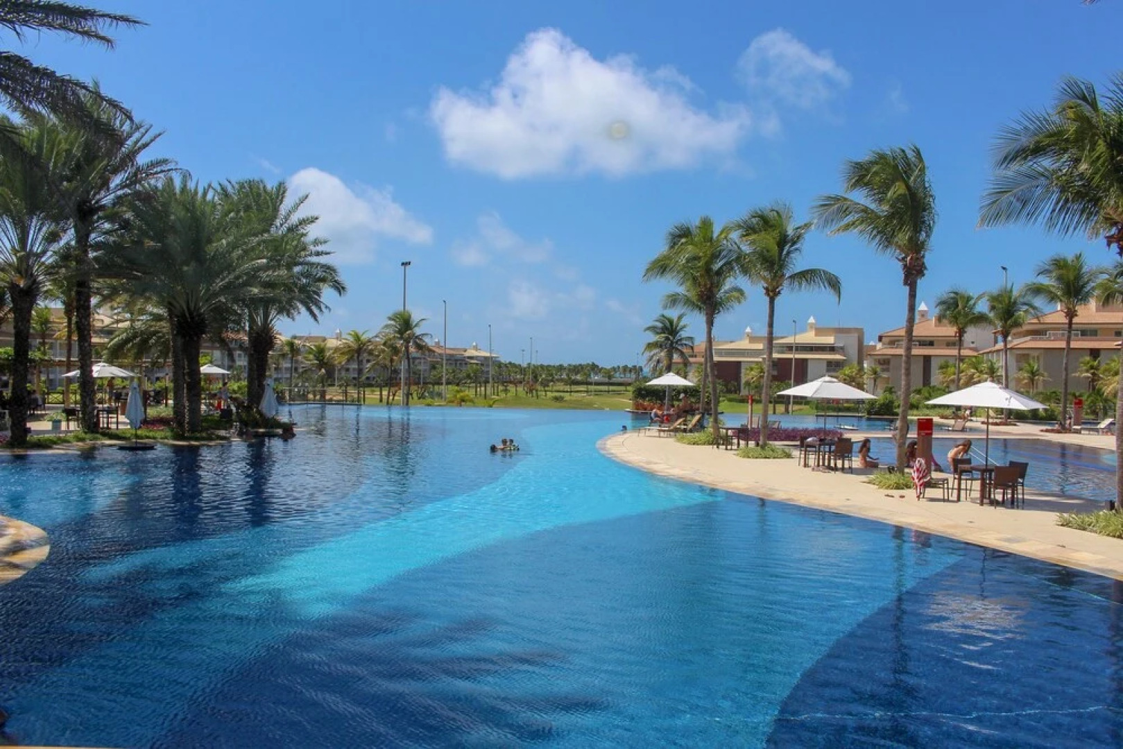 Golf Ville Apatamento Alto Padrão