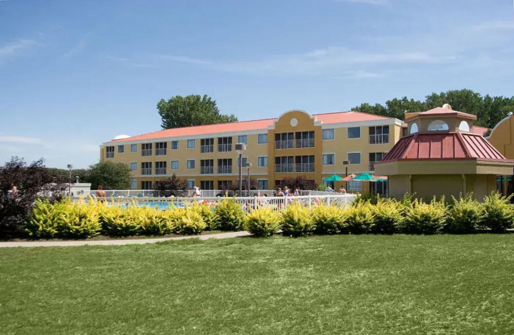 Cedar Point's Sandcastle Suites