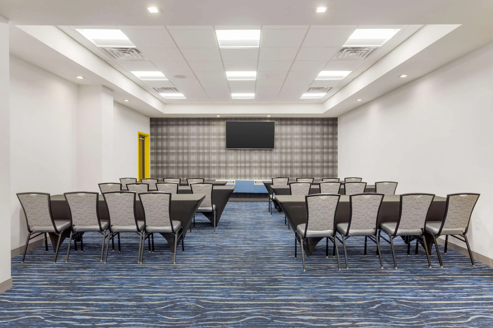 GLō Best Western Dallas South DeSoto