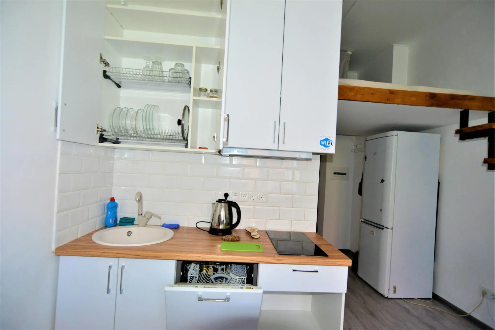 BestFlat24 (БэстФлэт24) на улице Гостиничная 10к5