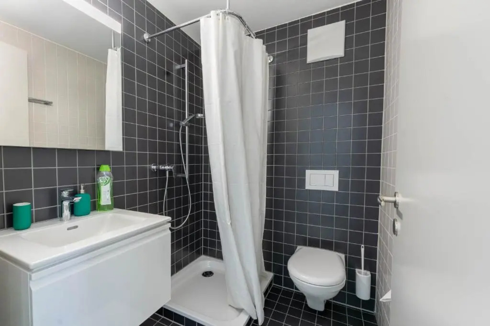 Locapart 01 - Five-Master Apartements