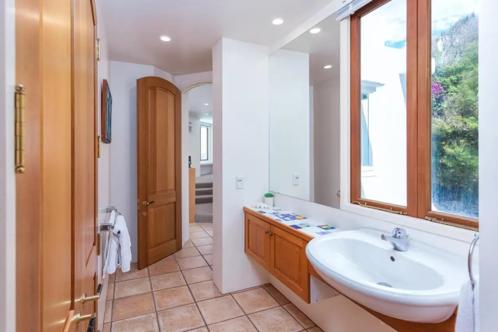 Naxos - Med style castle, ocean views from every room!