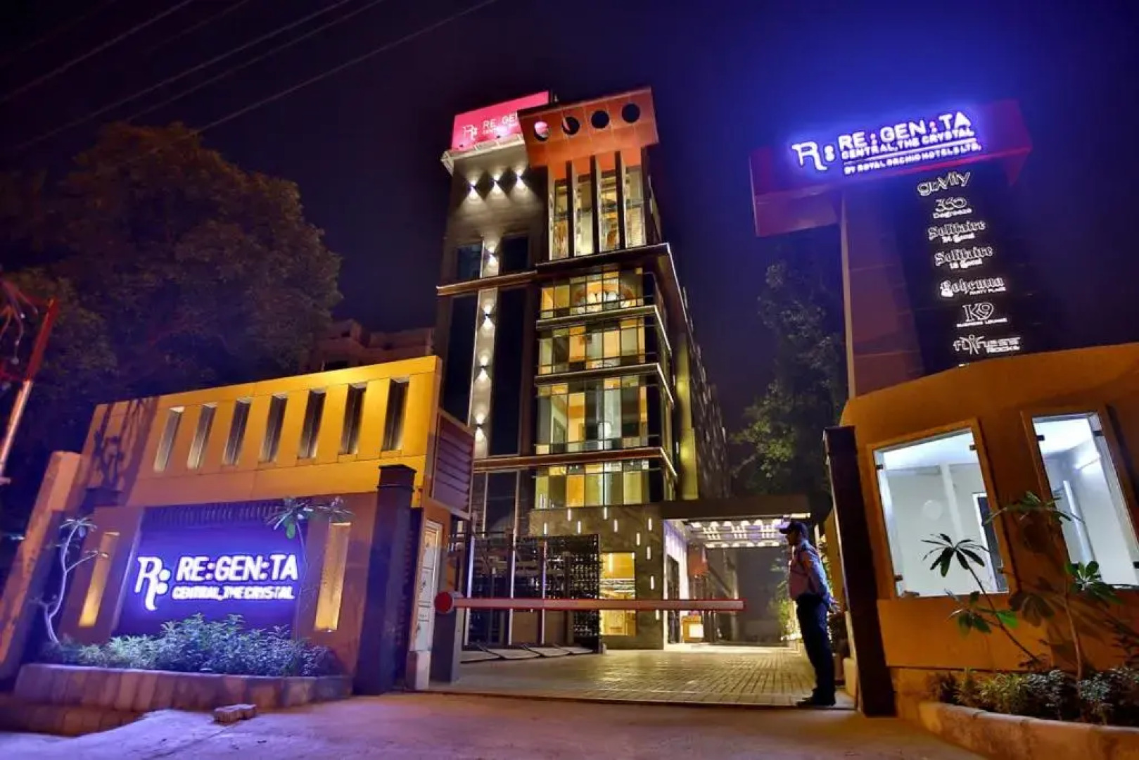 Regenta Central The Crystal