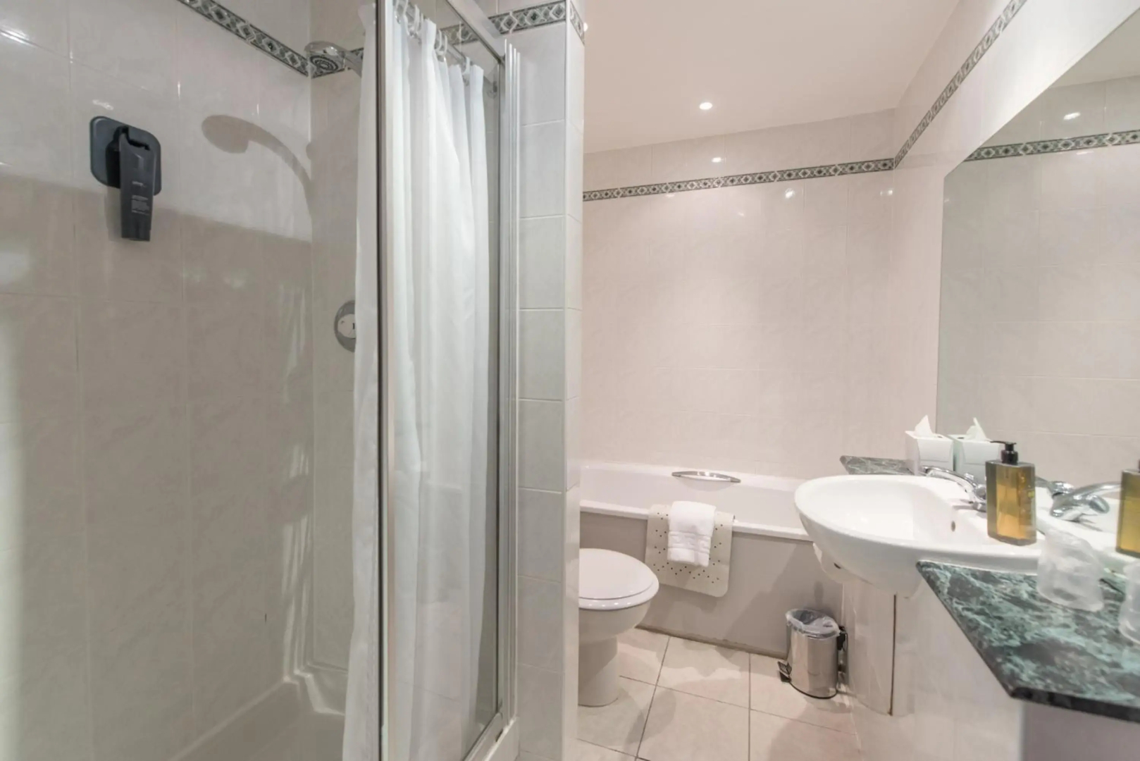Salutation Hotel