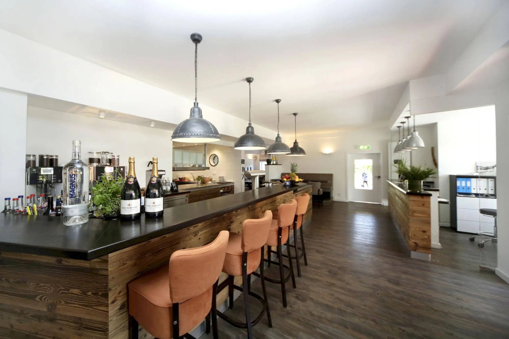 Beach Hotel California