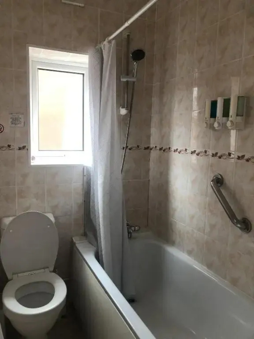 Spindrift Guest House - Adults Only