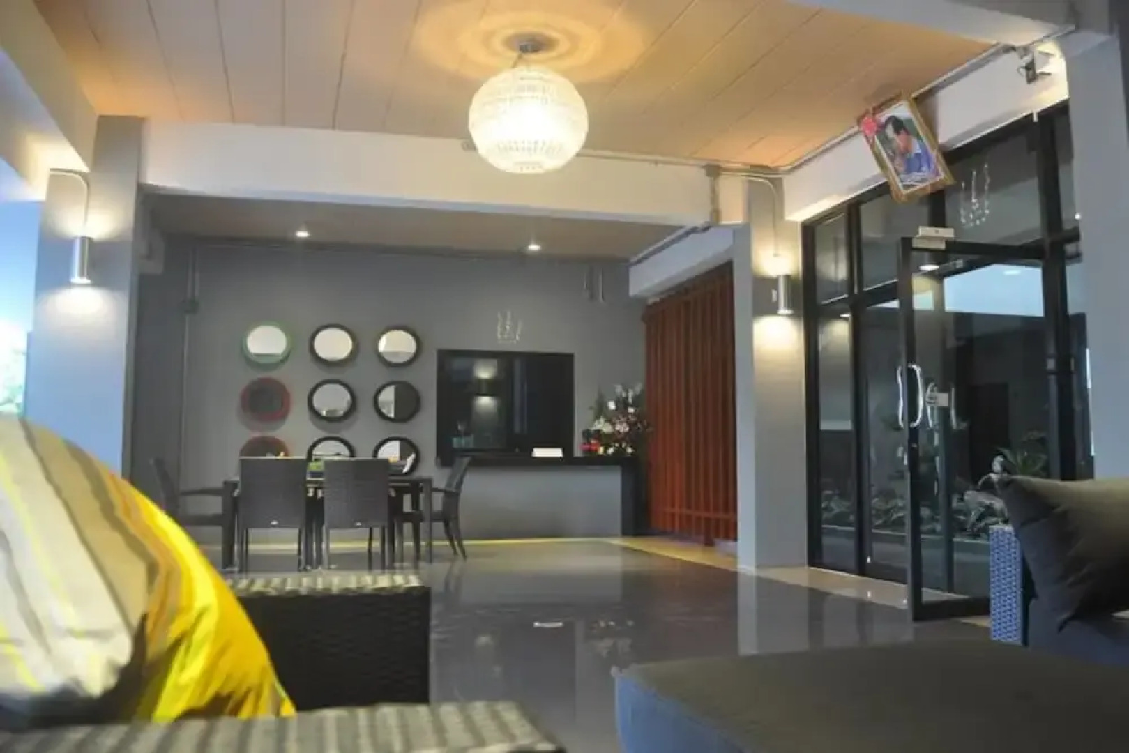 Kanyarat Lakeview Condominium by Wilai