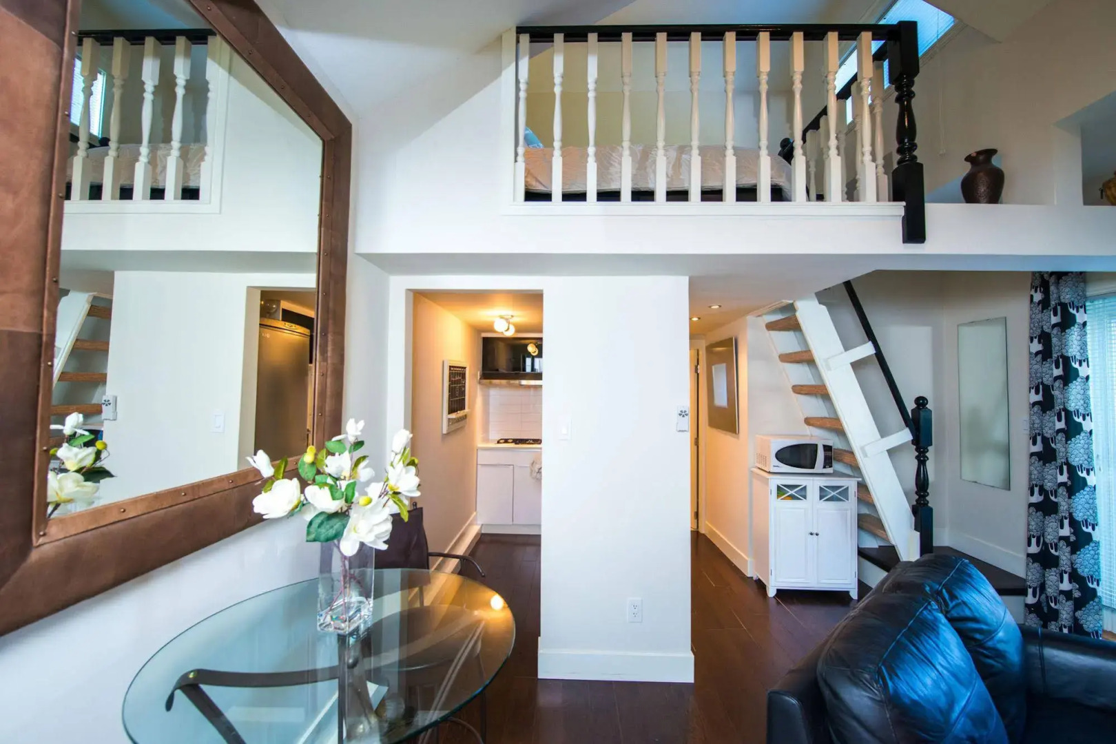 The Postern Gate Inn