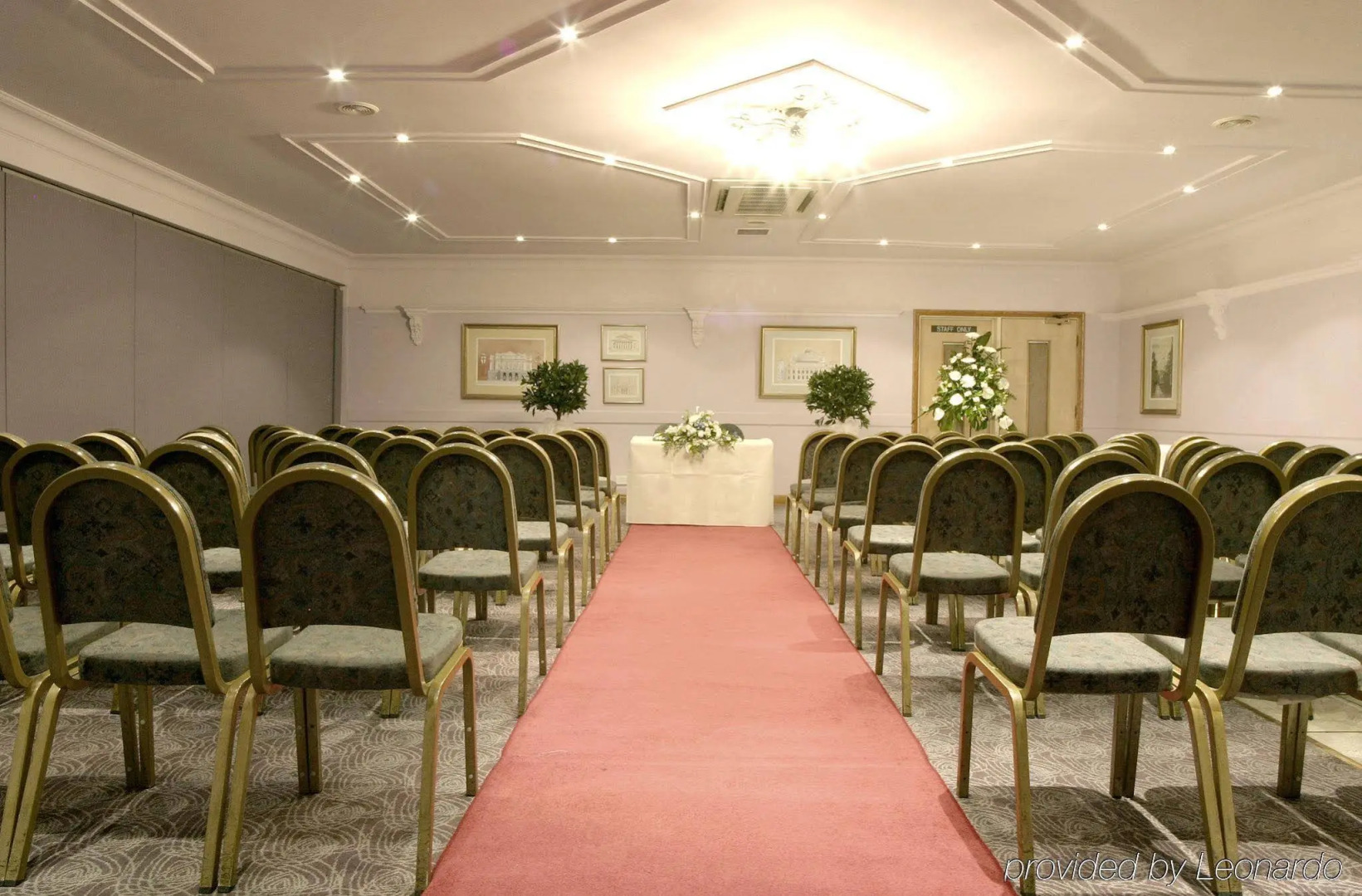 Holiday Inn A55 Chester West by IHG