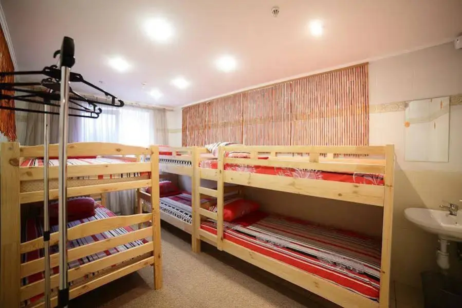 VIVA hostel 