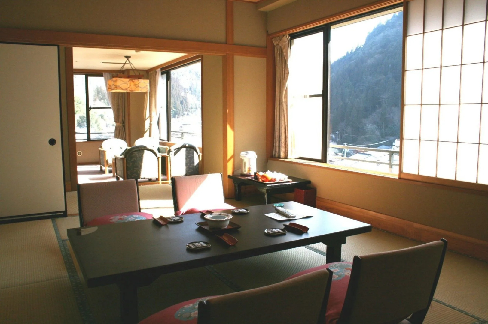 Tsuetate Keiryu no Yado Daishizen